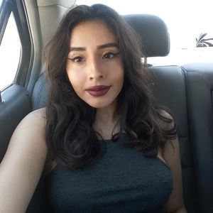 Meet your Posher, Angelique